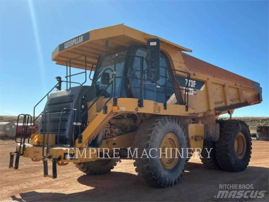CAT 773F Artikulētie pašizgāzēji