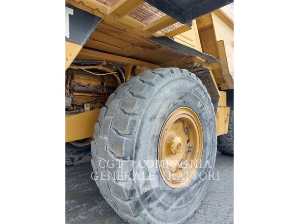 CAT 775B Artikulētie pašizgāzēji