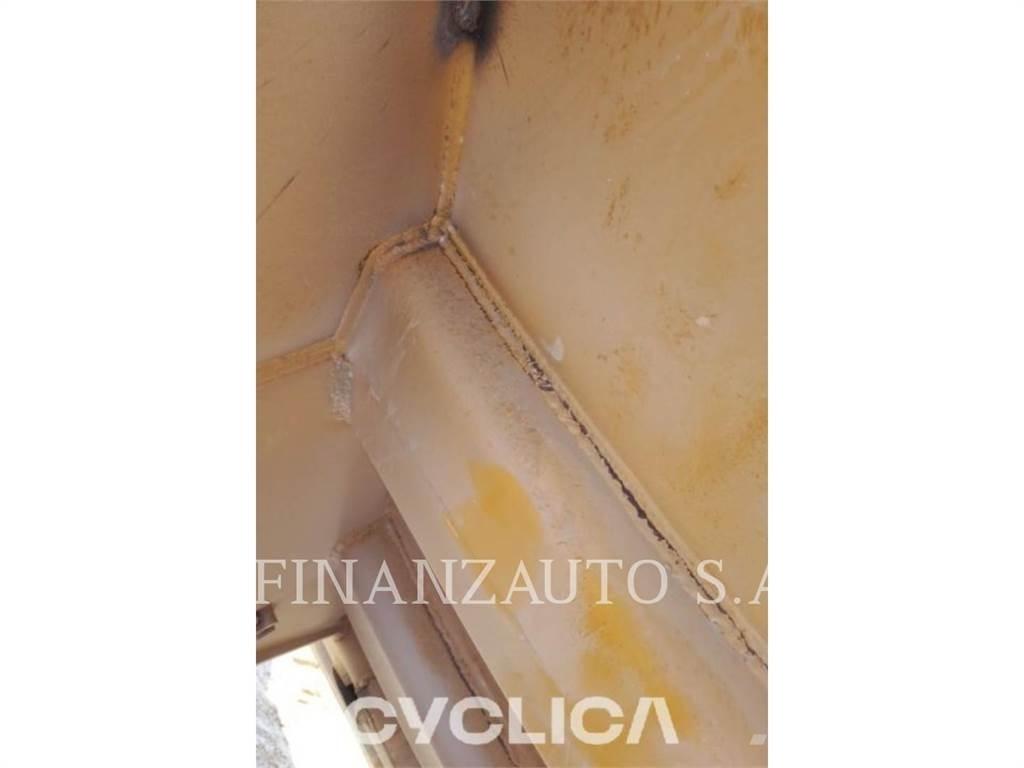 CAT 775E Artikulētie pašizgāzēji