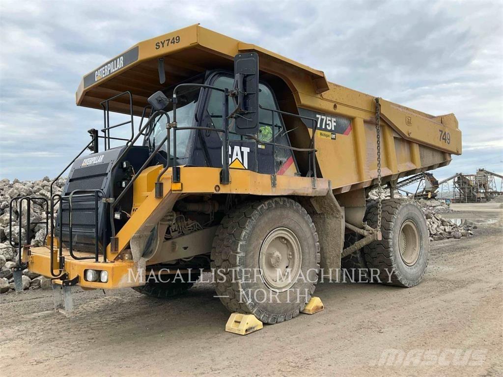 CAT 775F Artikulētie pašizgāzēji