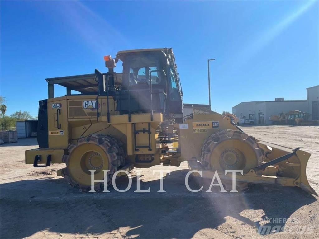 CAT 815 Augsnes blīvētāji