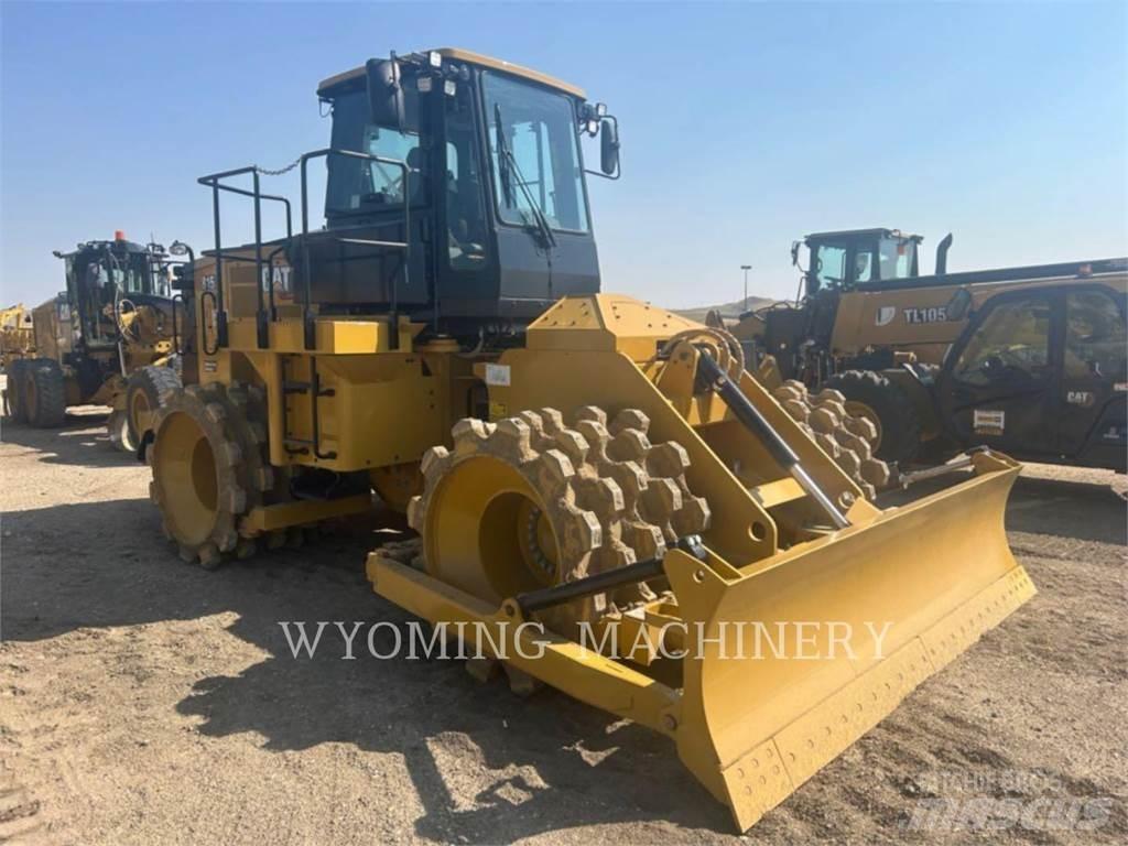 CAT 815 Augsnes blīvētāji