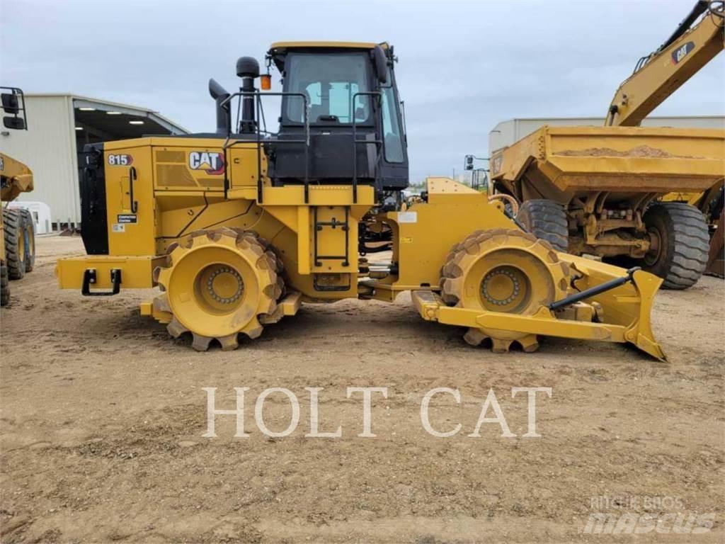 CAT 815 Augsnes blīvētāji
