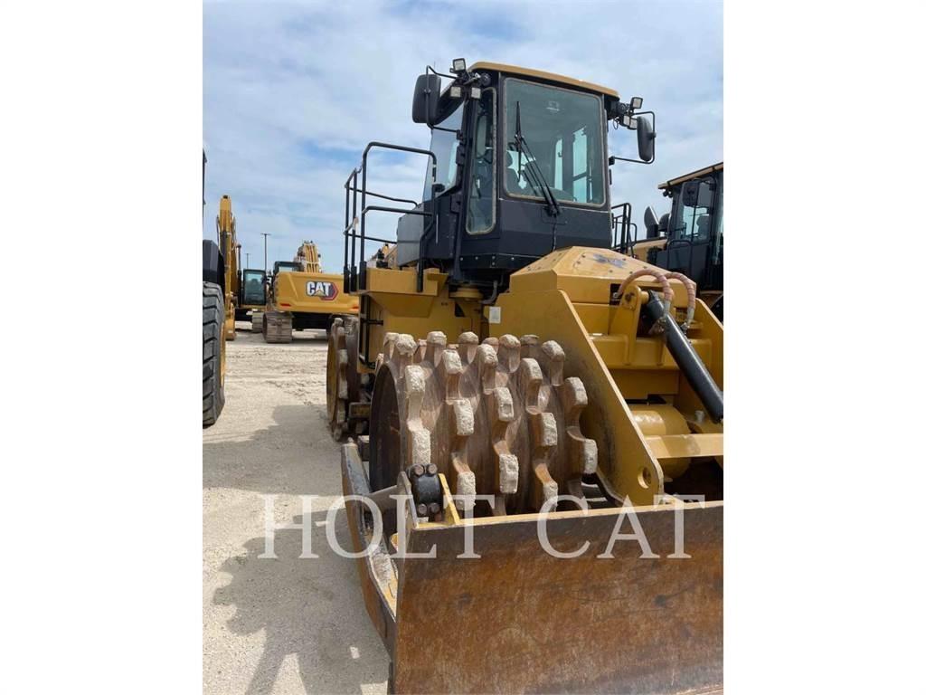 CAT 815 Augsnes blīvētāji