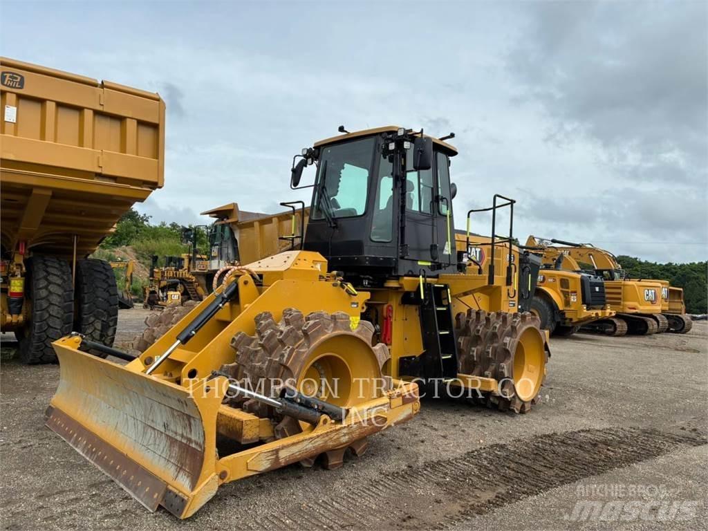 CAT 815 Augsnes blīvētāji