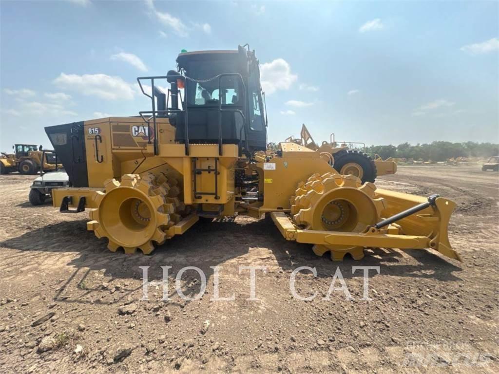 CAT 815 Augsnes blīvētāji