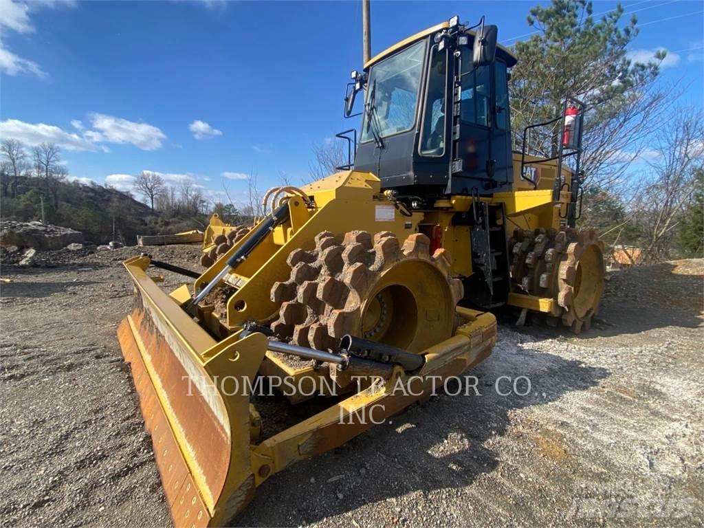 CAT 815 Augsnes blīvētāji