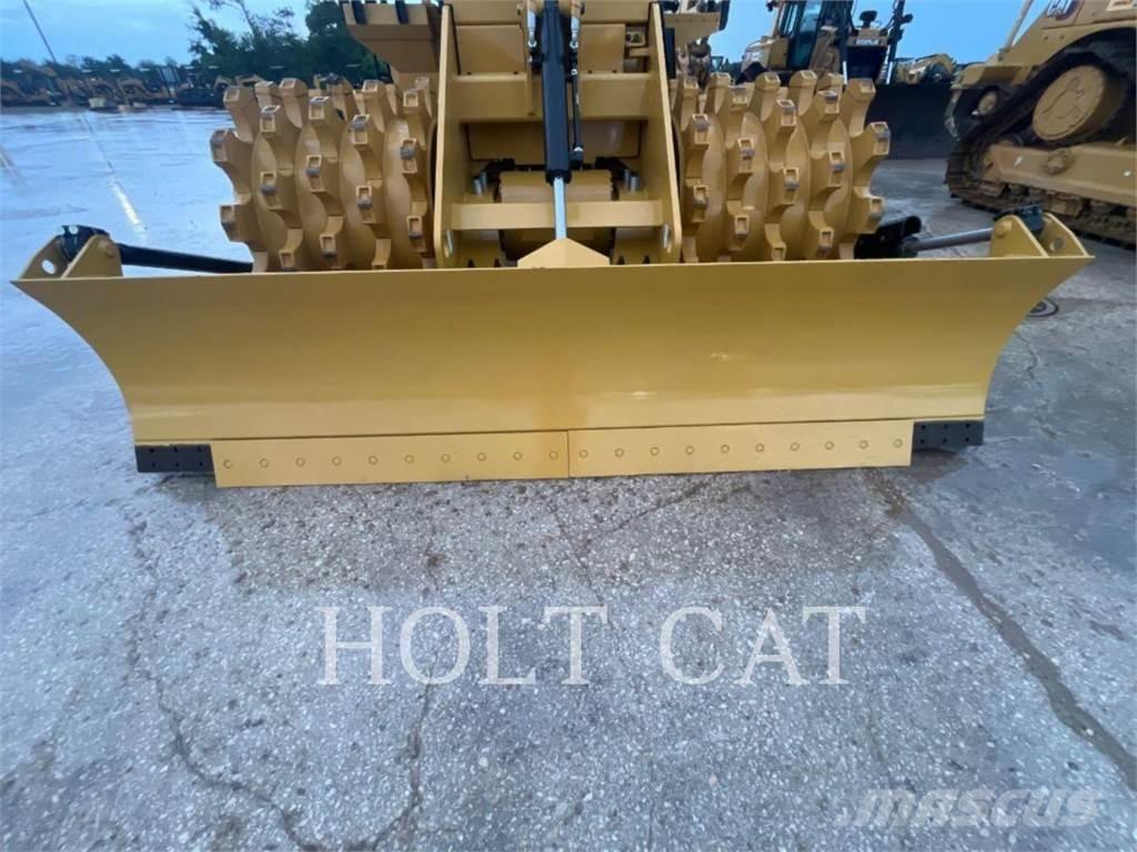 CAT 815 Augsnes blīvētāji