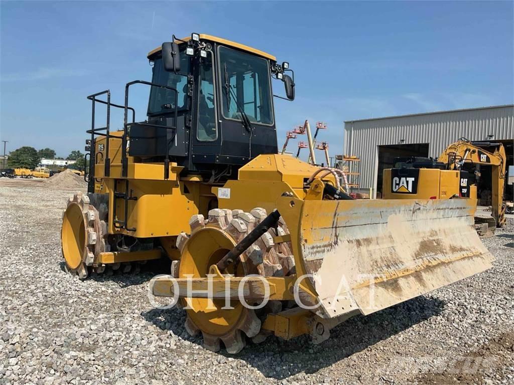 CAT 815 Augsnes blīvētāji