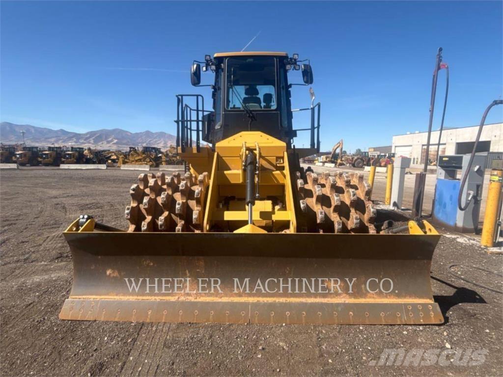 CAT 815 Kombinētie veltņi