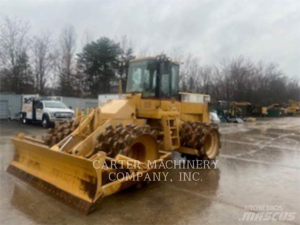 CAT 815F Riteņu buldozeri