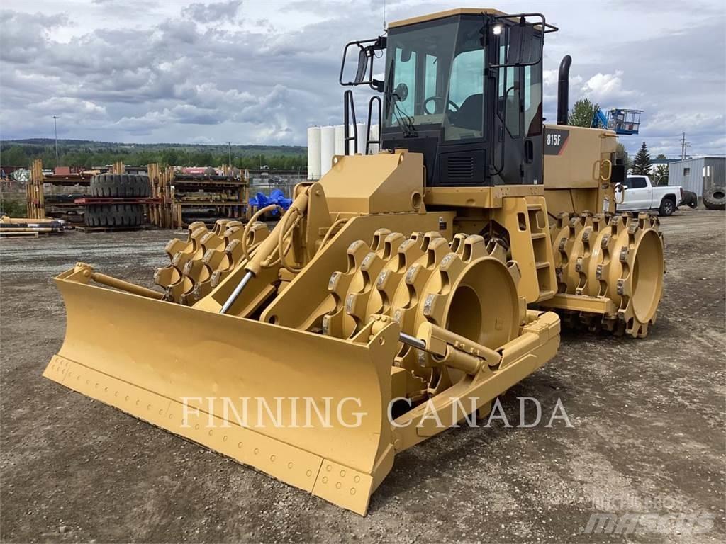 CAT 815F Augsnes blīvētāji