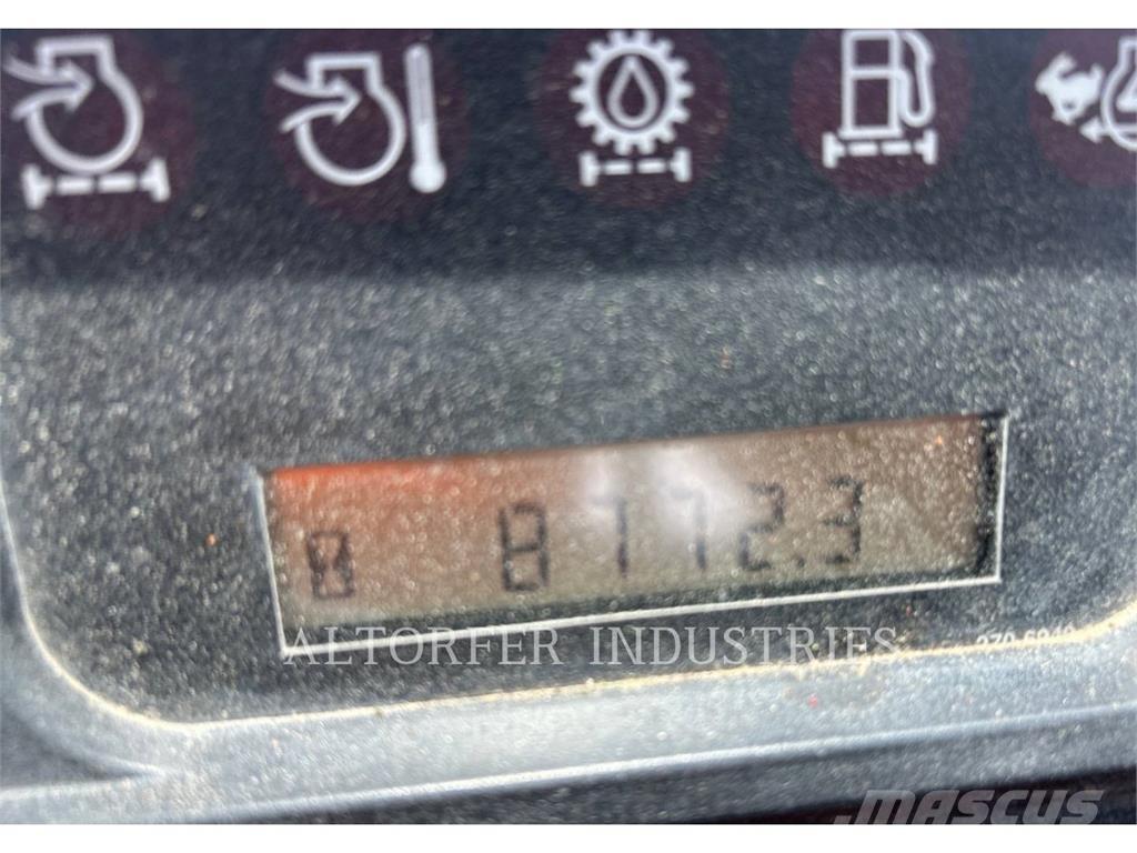 CAT 815F2 Augsnes blīvētāji