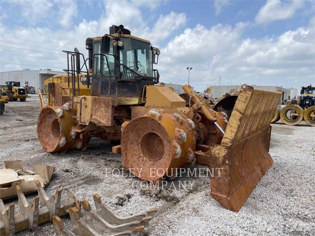 CAT 816F2 Augsnes blīvētāji