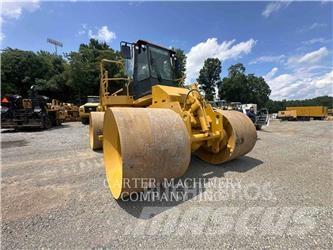 CAT 826G Augsnes blīvētāji