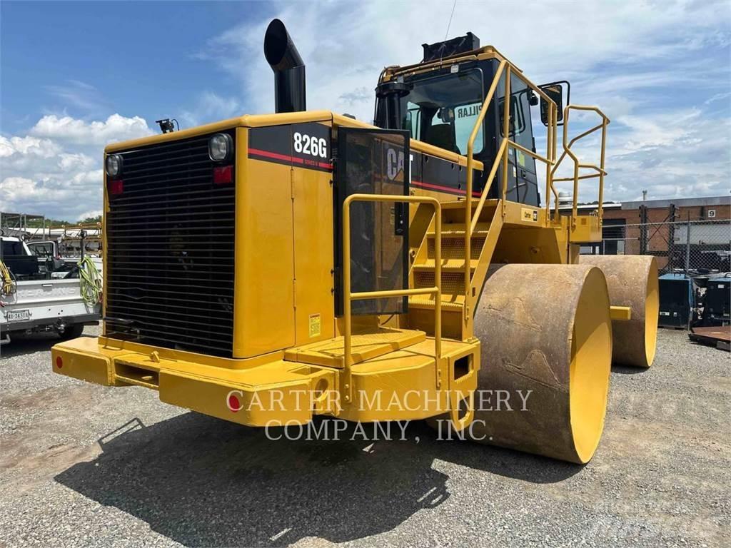 CAT 826G Augsnes blīvētāji