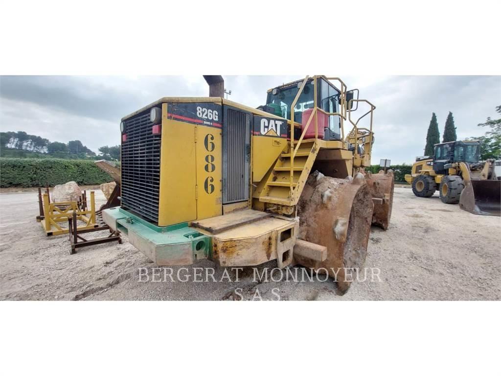 CAT 826G Riteņu buldozeri