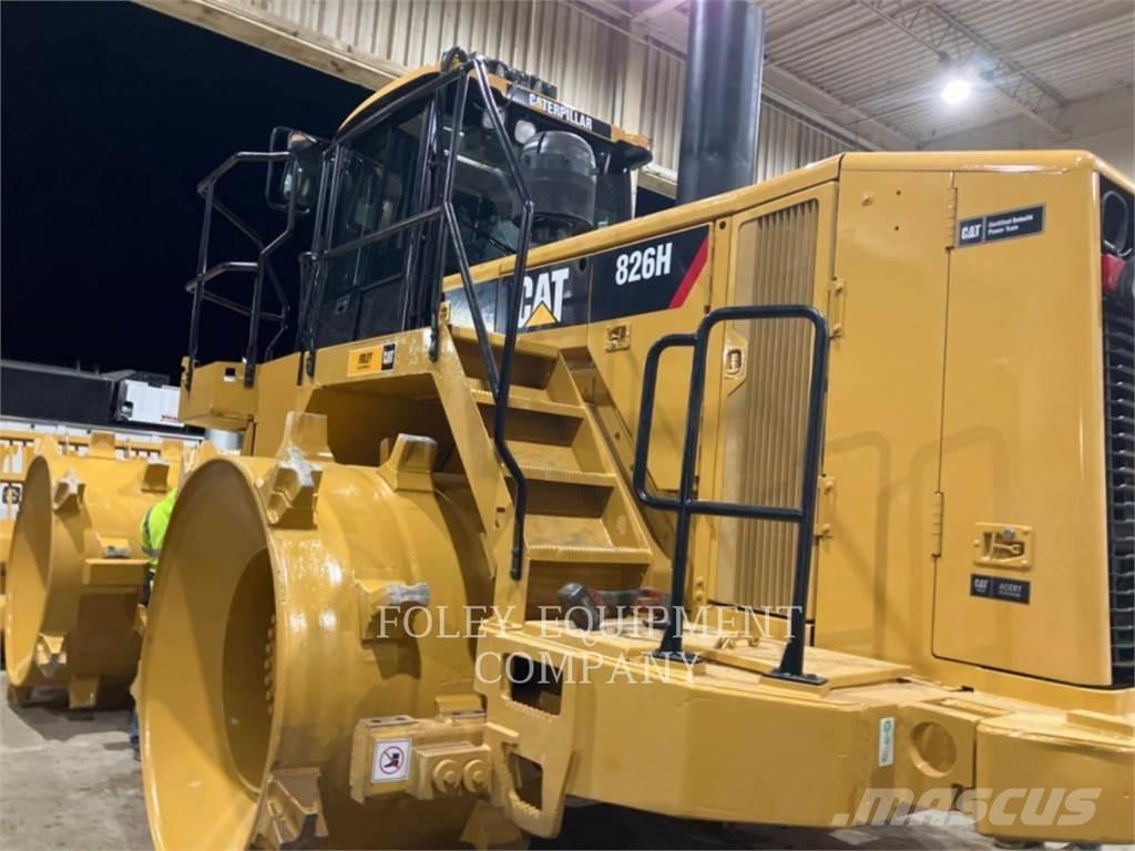 CAT 826H Augsnes blīvētāji