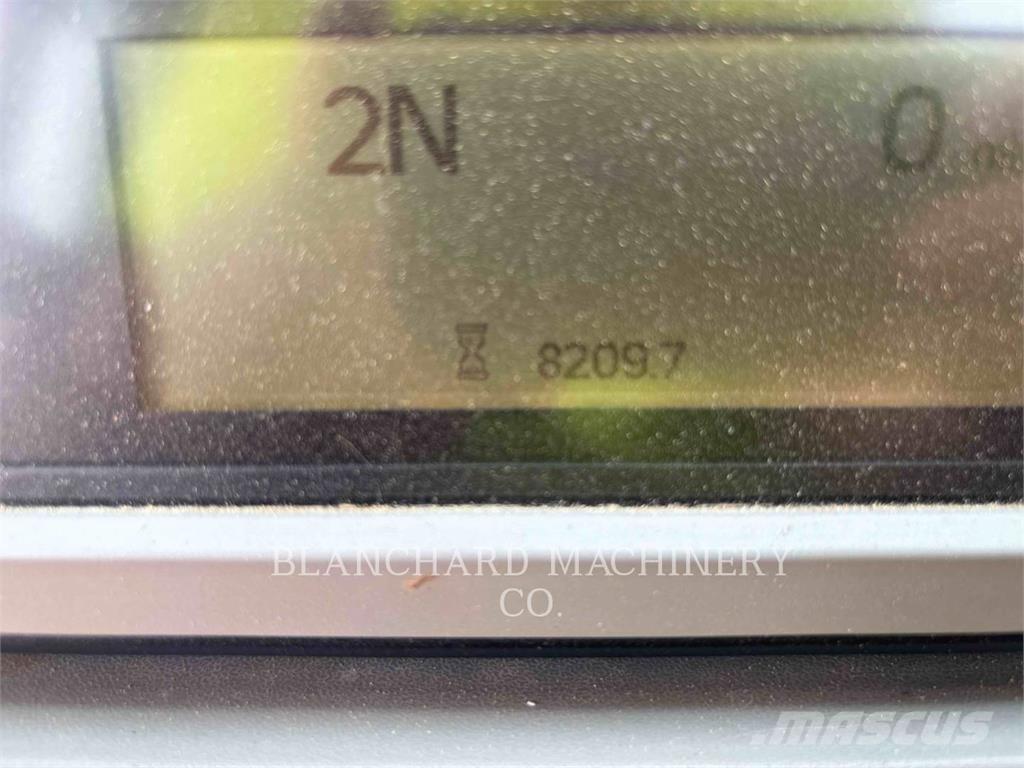 CAT 826K Augsnes blīvētāji