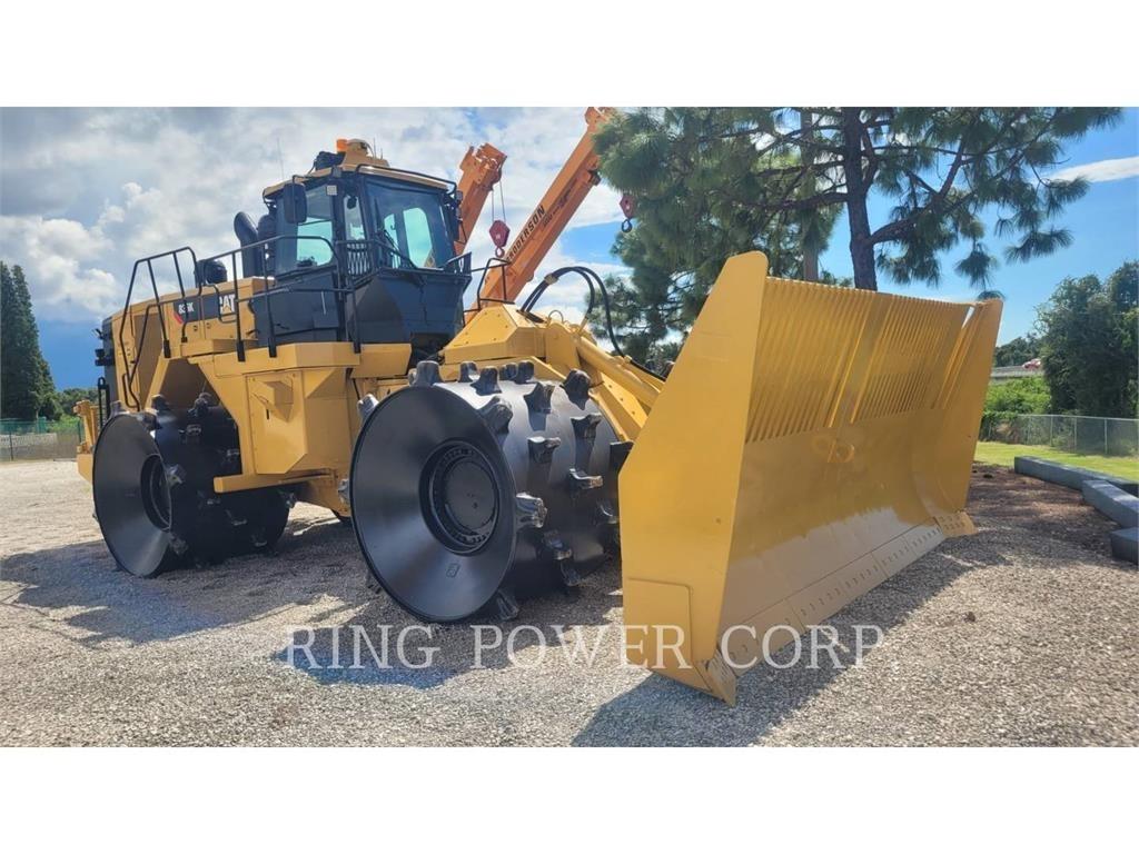 CAT 836K Augsnes blīvētāji
