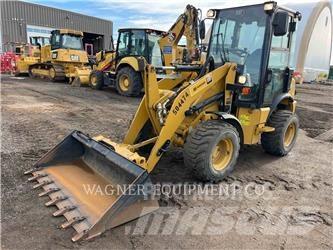 CAT 903D Iekrāvēji uz riteņiem