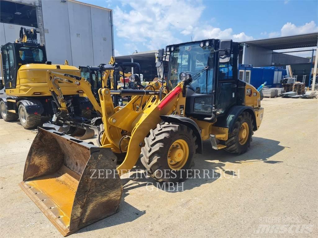 CAT 906-14 Iekrāvēji uz riteņiem