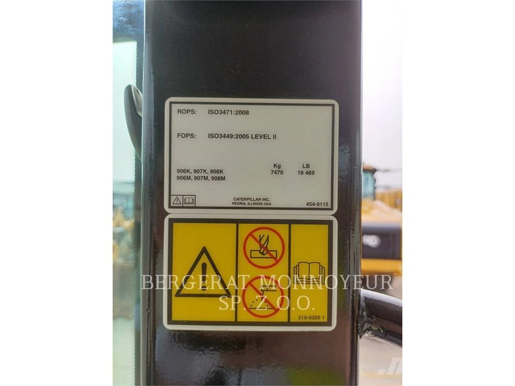 CAT 906 M Iekrāvēji uz riteņiem