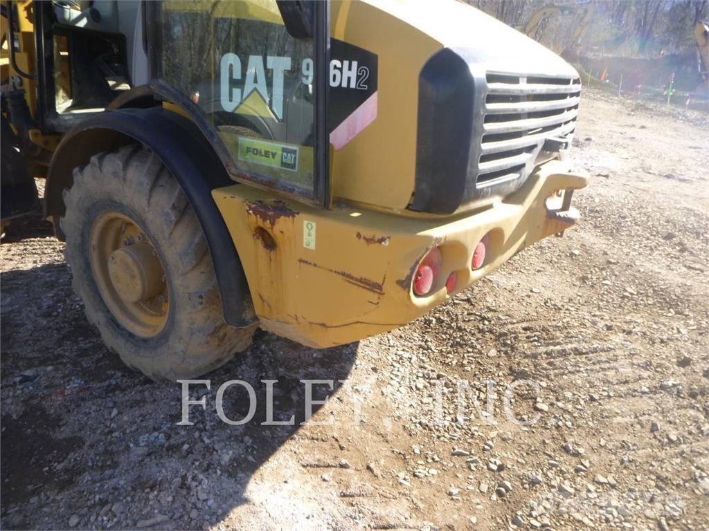 CAT 906H2 Iekrāvēji uz riteņiem