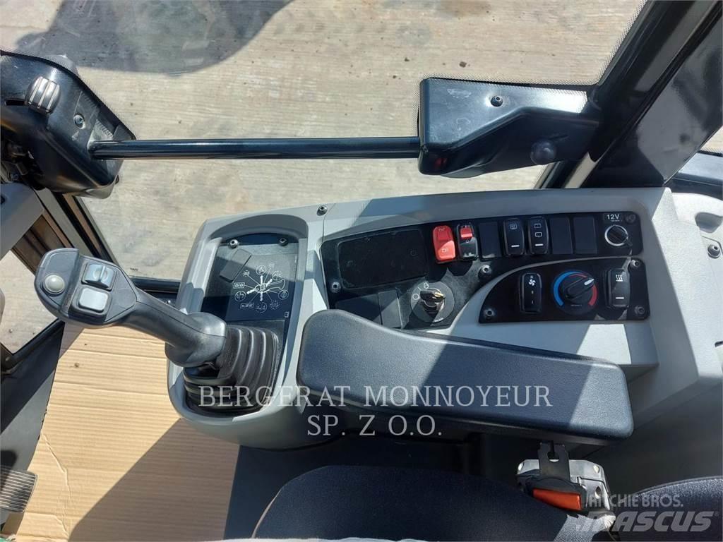 CAT 906M Iekrāvēji uz riteņiem