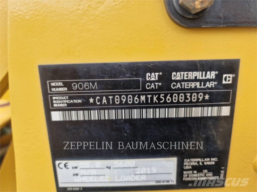 CAT 906M Iekrāvēji uz riteņiem