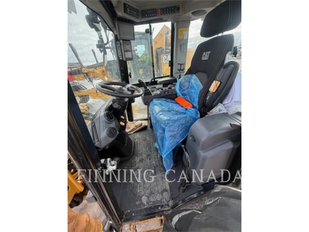 CAT 908-14 Iekrāvēji uz riteņiem