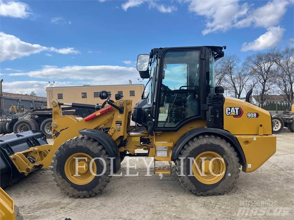 CAT 908-14 Iekrāvēji uz riteņiem