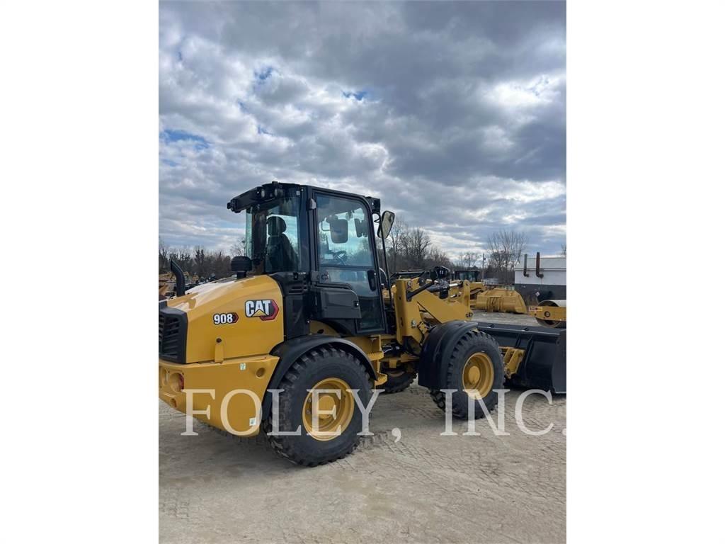CAT 908-14 Iekrāvēji uz riteņiem