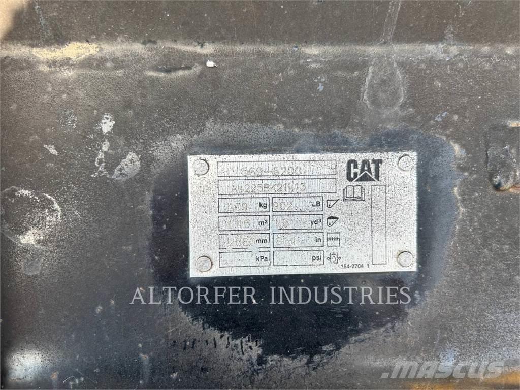 CAT 908-14 Iekrāvēji uz riteņiem