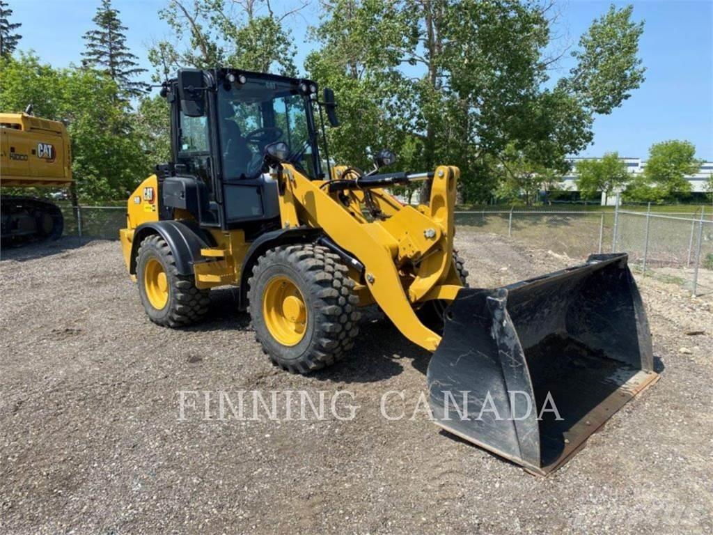 CAT 908-14 Iekrāvēji uz riteņiem