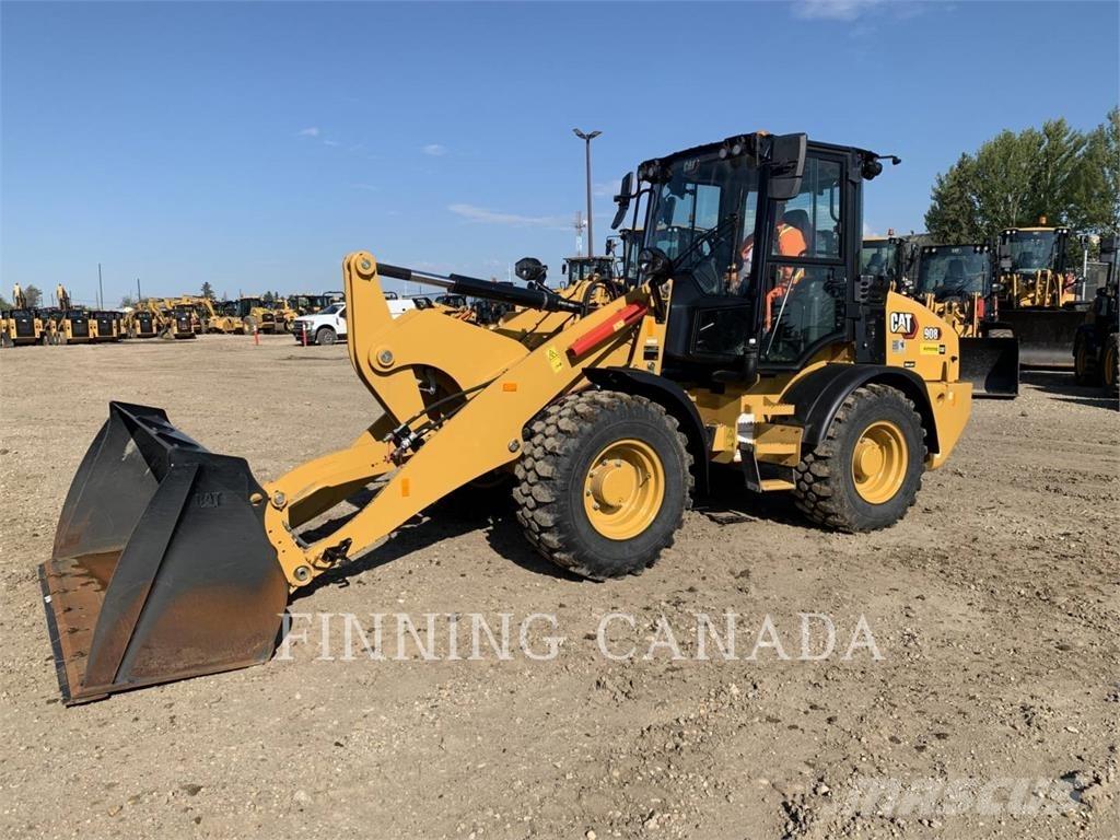 CAT 908-14 Iekrāvēji uz riteņiem