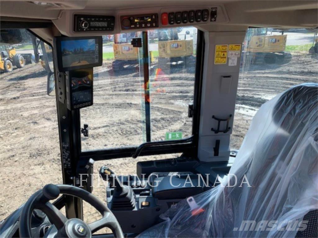 CAT 908-14 Iekrāvēji uz riteņiem