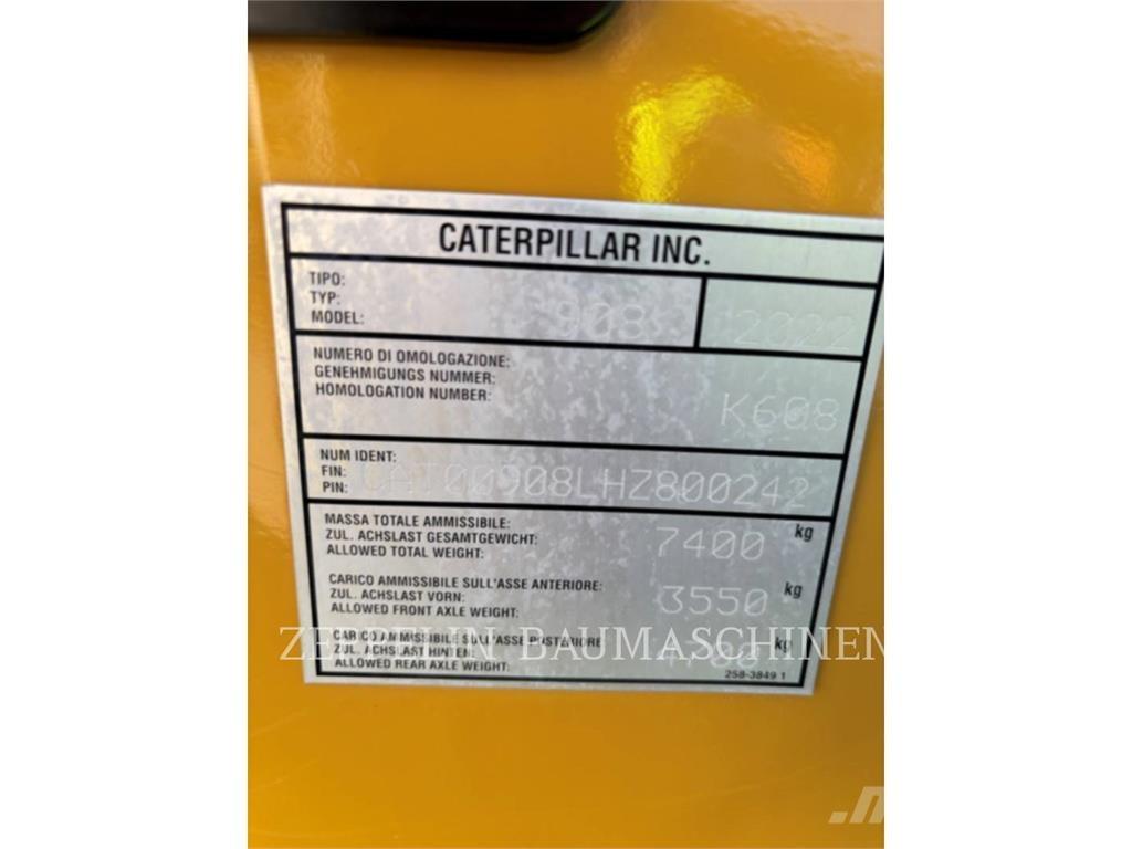 CAT 908-14 Iekrāvēji uz riteņiem