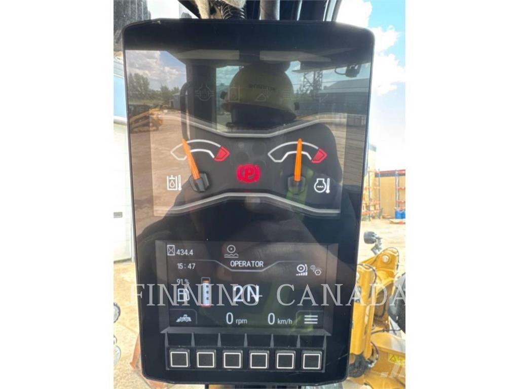 CAT 908-14 Iekrāvēji uz riteņiem