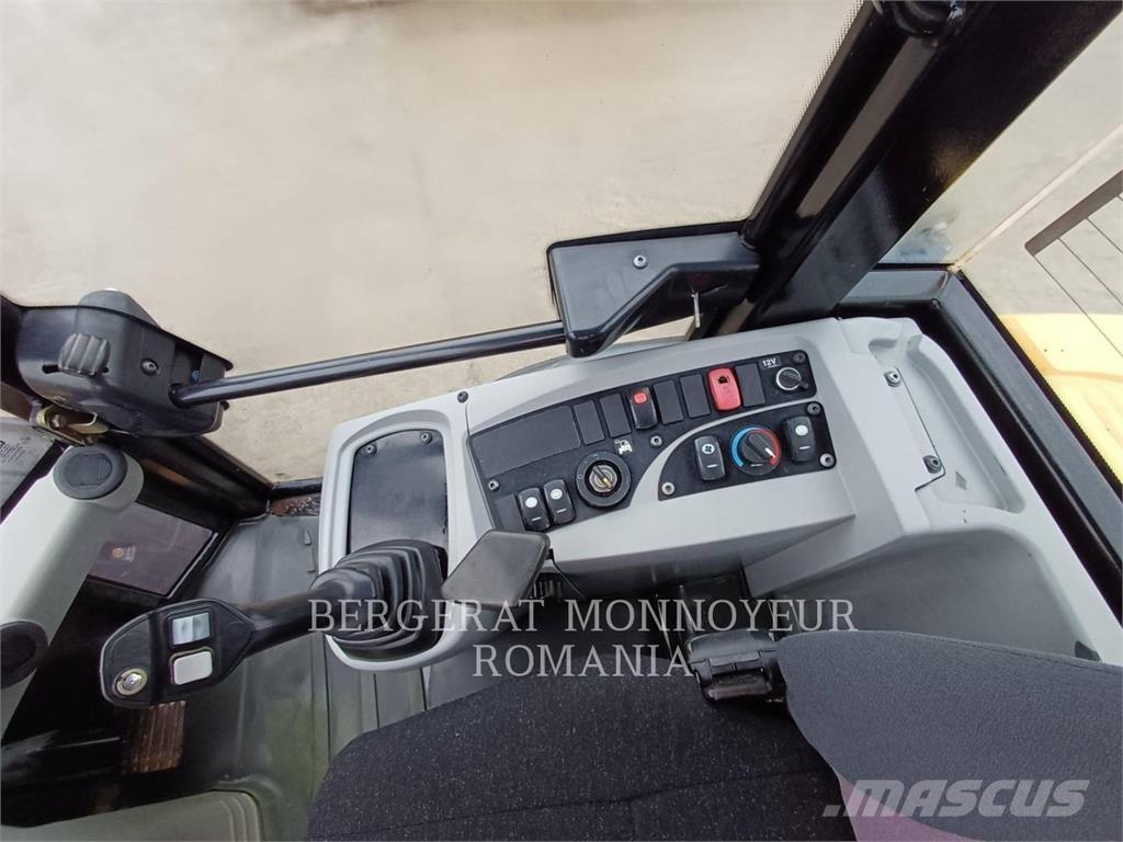 CAT 908H2 Iekrāvēji uz riteņiem