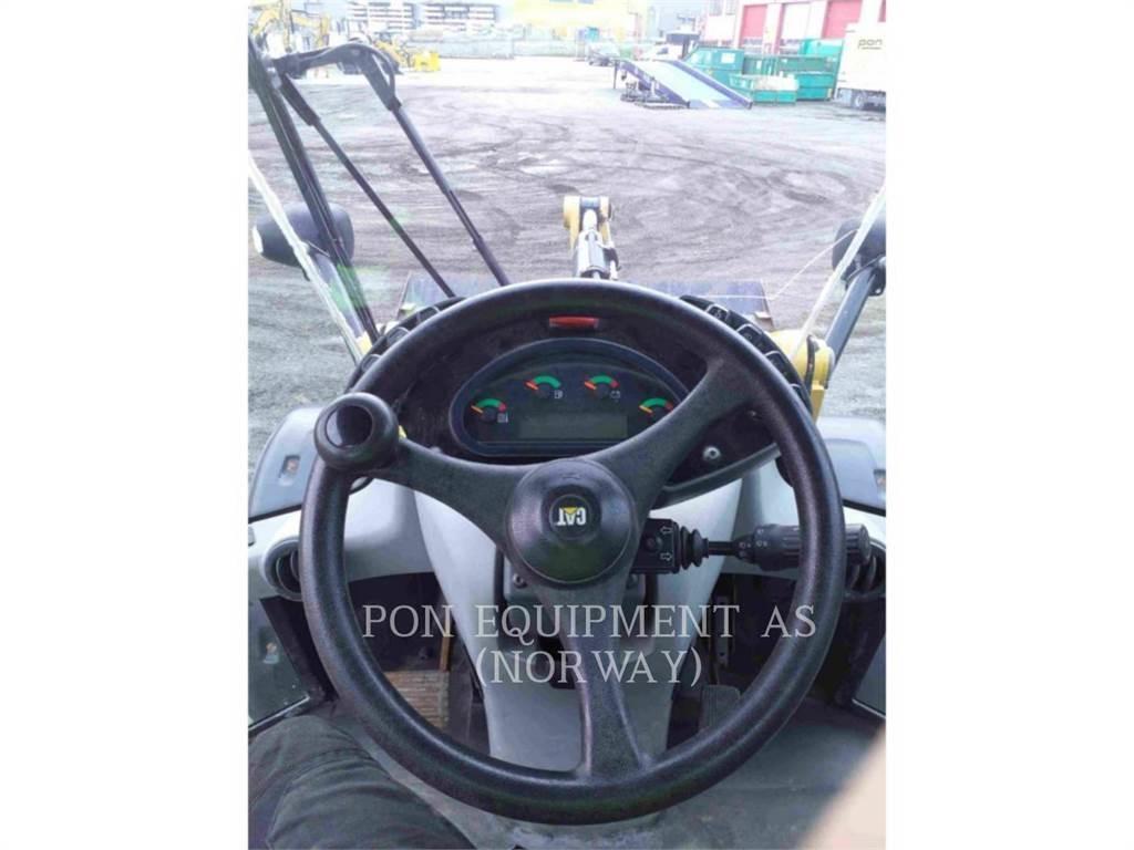CAT 908M Iekrāvēji uz riteņiem
