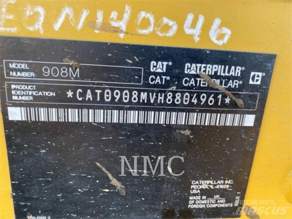 CAT 908M Iekrāvēji uz riteņiem