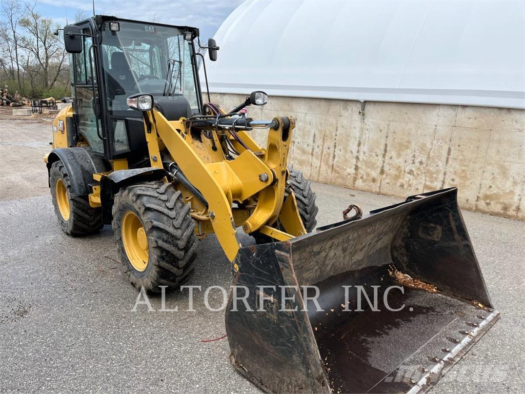 CAT 908M Mini iekrāvēji