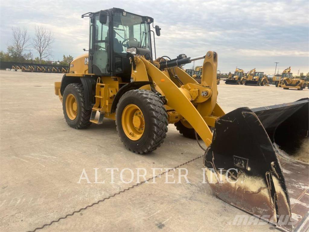 CAT 910-14 HL Mini iekrāvēji