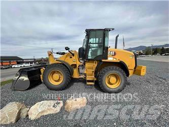 CAT 914 Iekrāvēji uz riteņiem