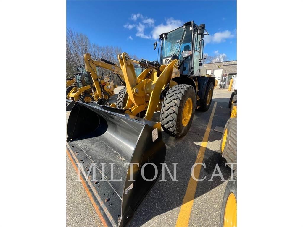 CAT 914 Iekrāvēji uz riteņiem