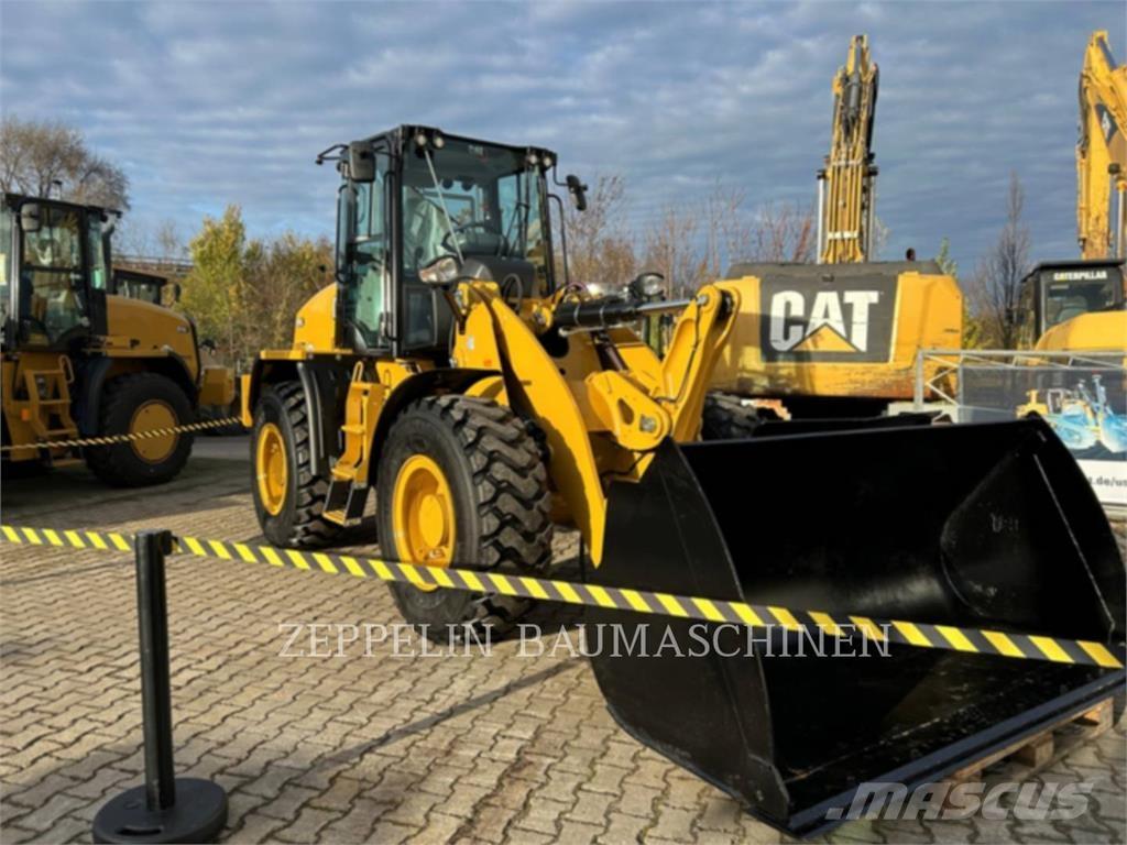 CAT 914-14A Iekrāvēji uz riteņiem