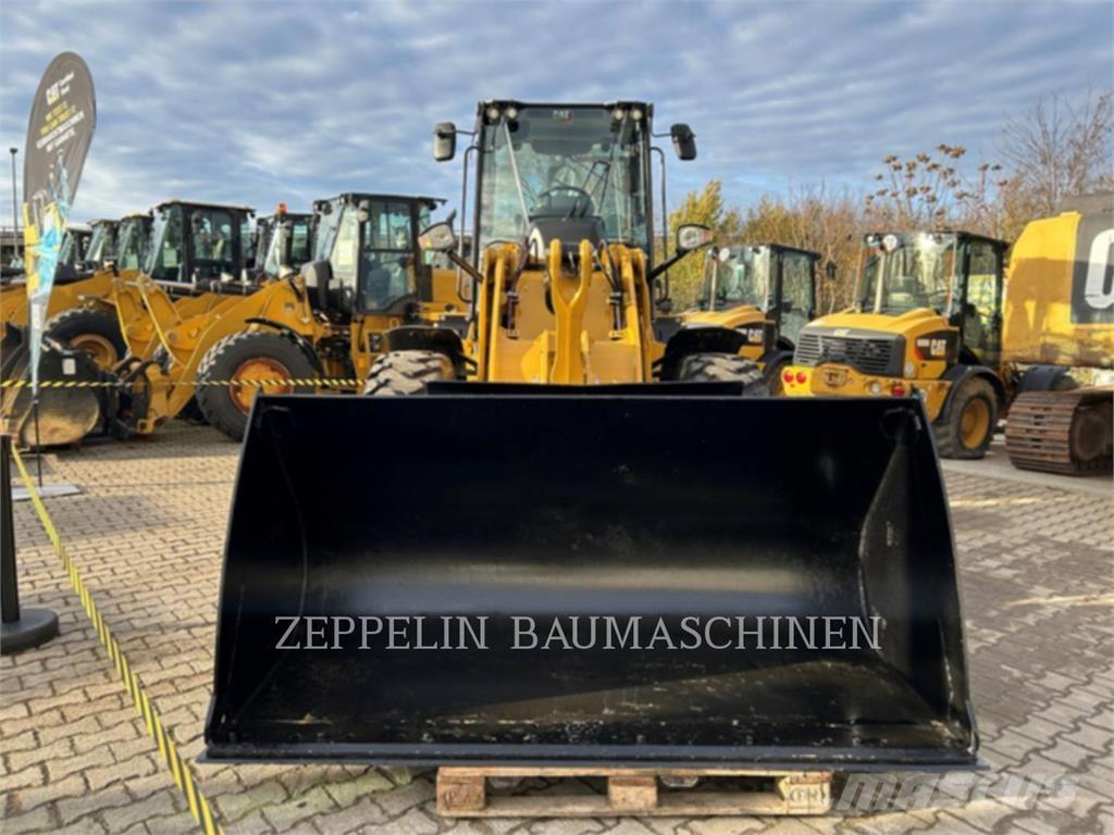 CAT 914-14A Iekrāvēji uz riteņiem