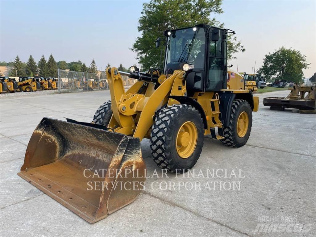 CAT 91414 Iekrāvēji uz riteņiem