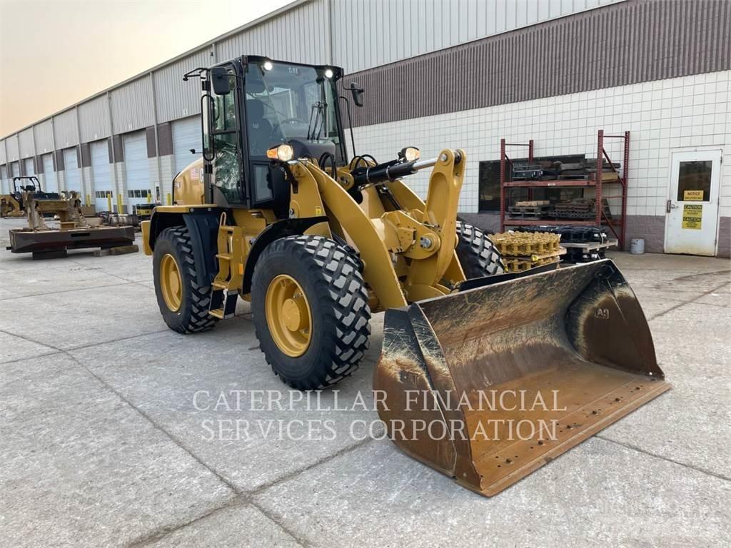CAT 91414 Iekrāvēji uz riteņiem